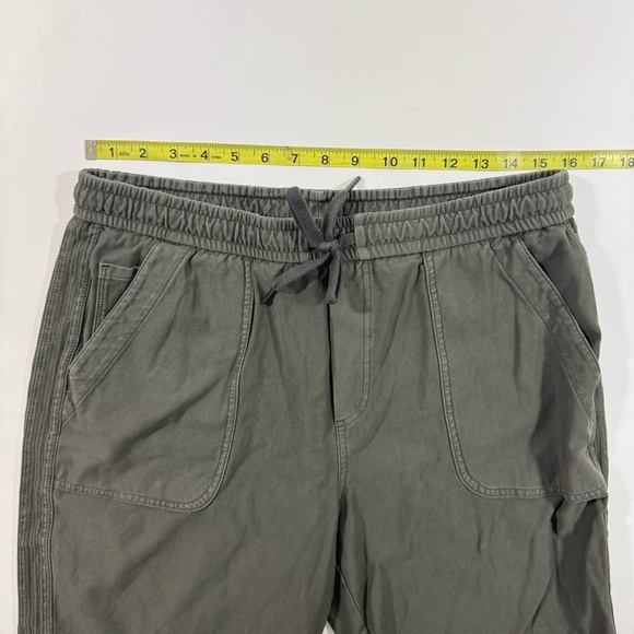 Athleta Farallon Bermuda Shorts Green Size 12 - Picture 5 of 7